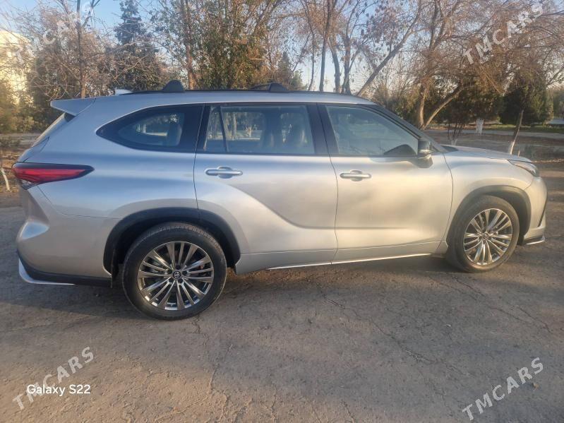 Toyota Highlander 2023 - 600 000 TMT - Дашогуз - img 3