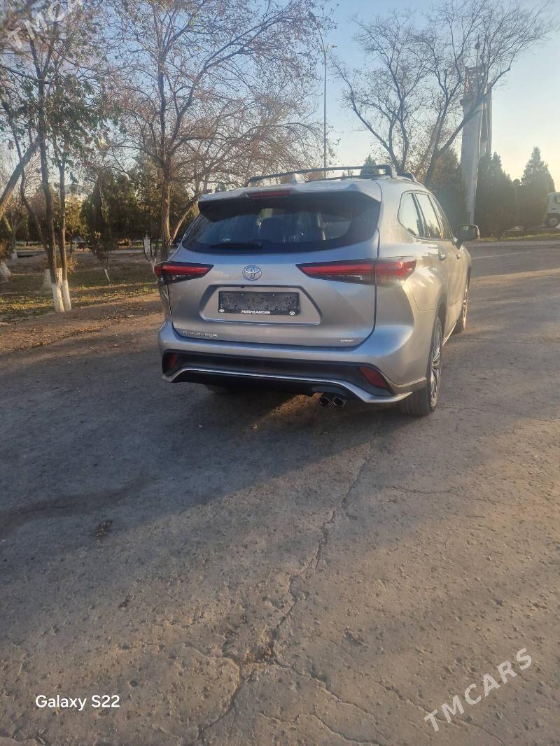 Toyota Highlander 2023 - 600 000 TMT - Дашогуз - img 4