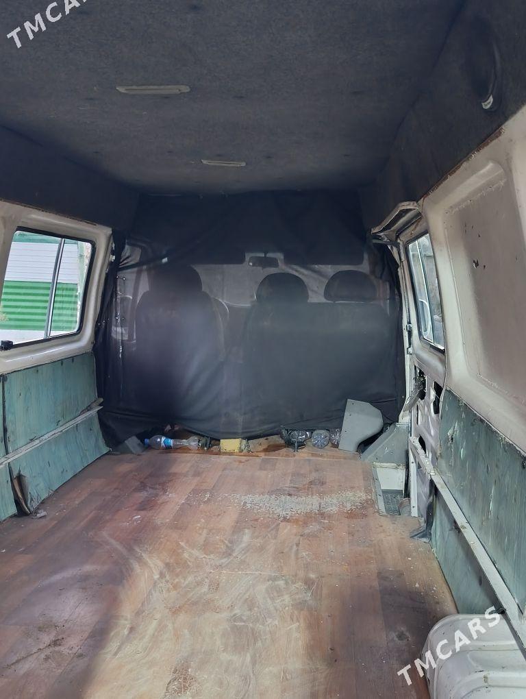 Ford Transit Van 2014 - 75 000 TMT - Кипджак - img 5