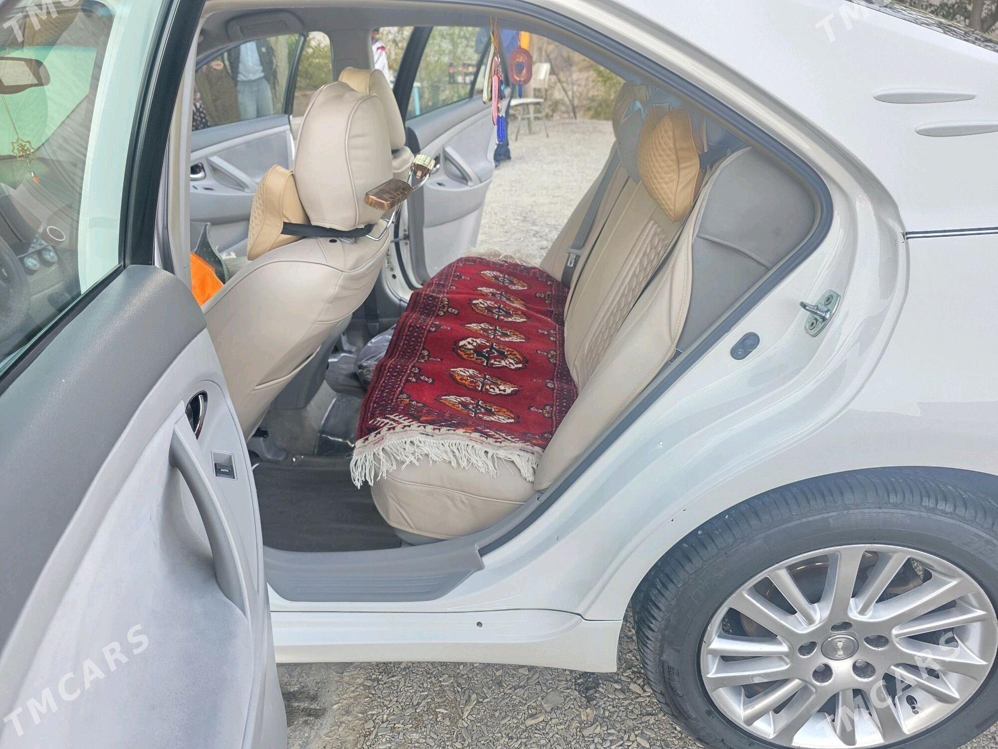 Toyota Camry 2010 - 195 000 TMT - Bäherden - img 7