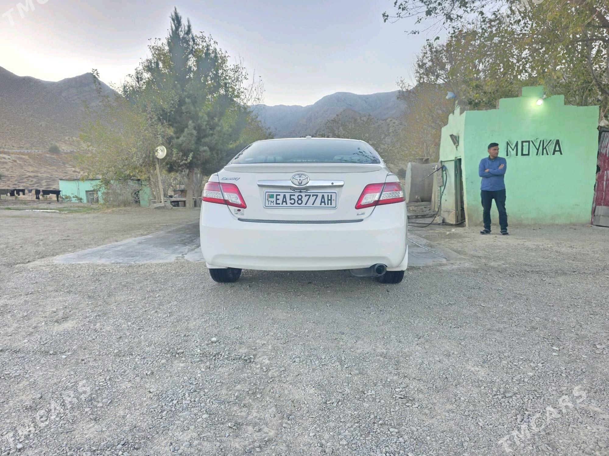 Toyota Camry 2010 - 195 000 TMT - Bäherden - img 2