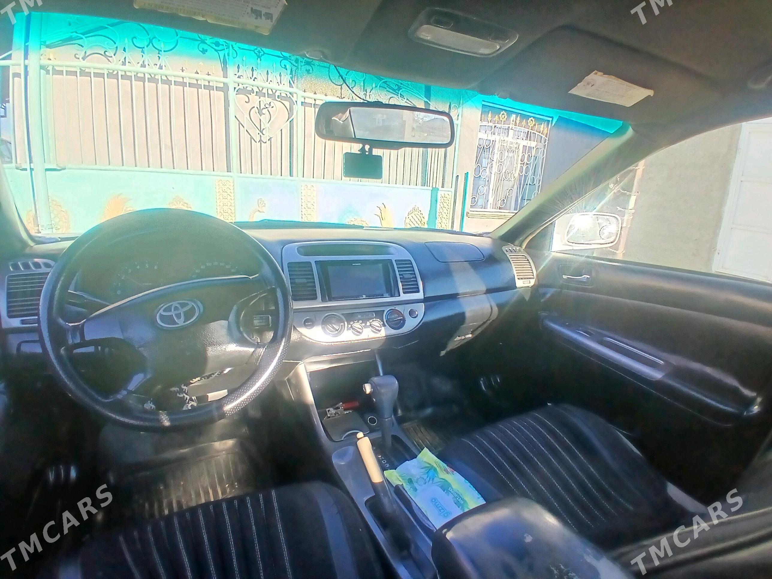 Toyota Camry 2003 - 180 000 TMT - Bäherden - img 5