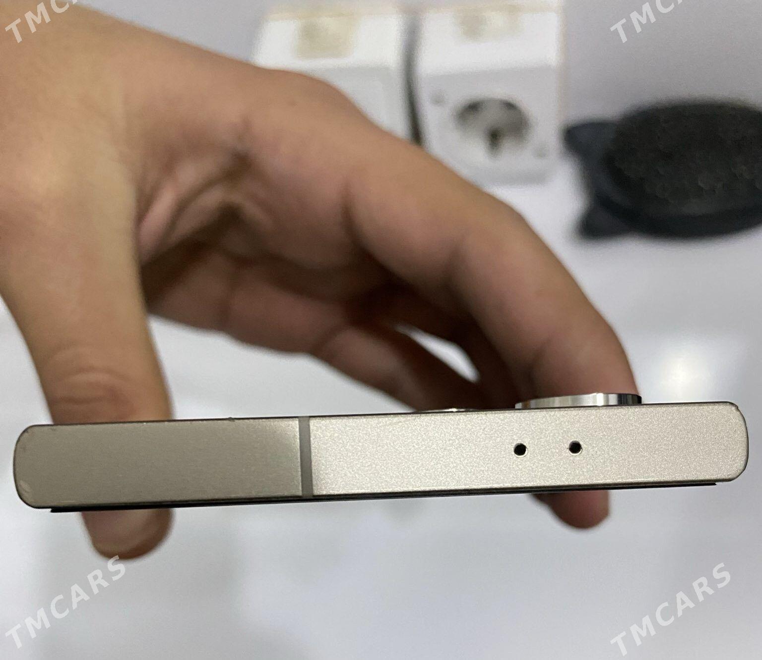 samsung s24 ultra - Howdan "W" - img 4