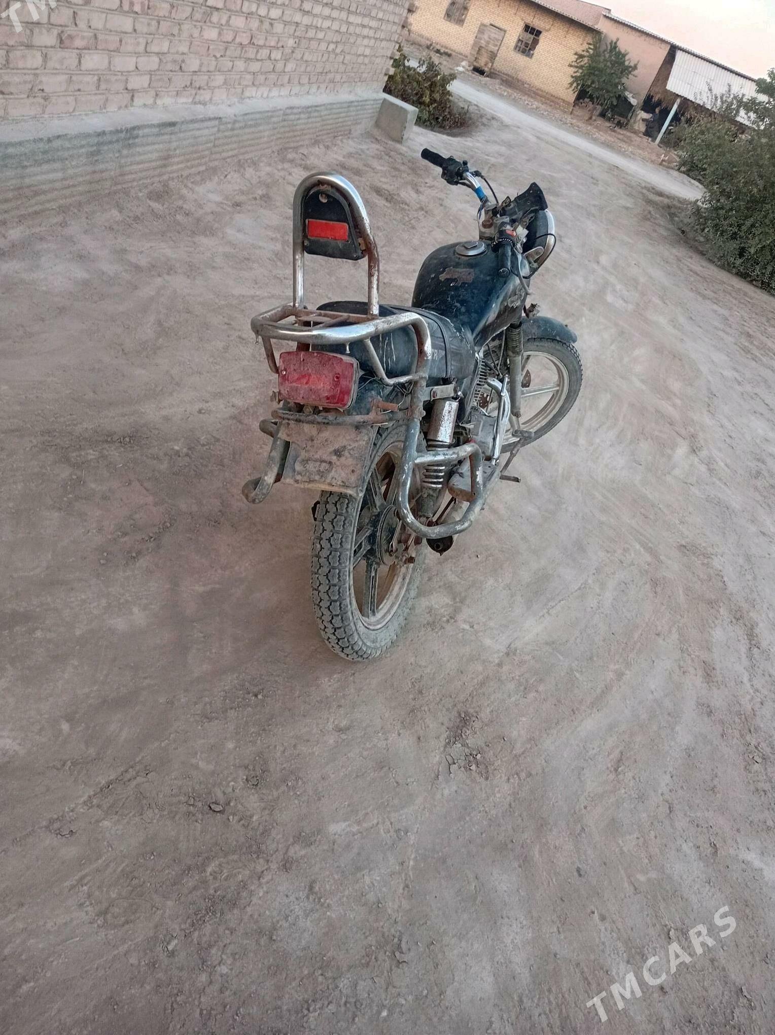 Fekon FK150-8G 2016 - 8 000 TMT - Garabekewül - img 4