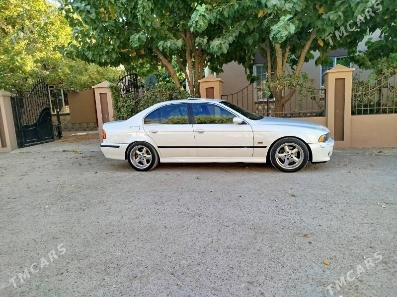 BMW 528 2001 - 130 000 TMT - Mary - img 4