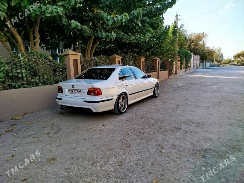 BMW 528 2001 - 130 000 TMT - Mary - img 3