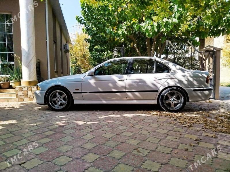 BMW 528 2001 - 130 000 TMT - Mary - img 2