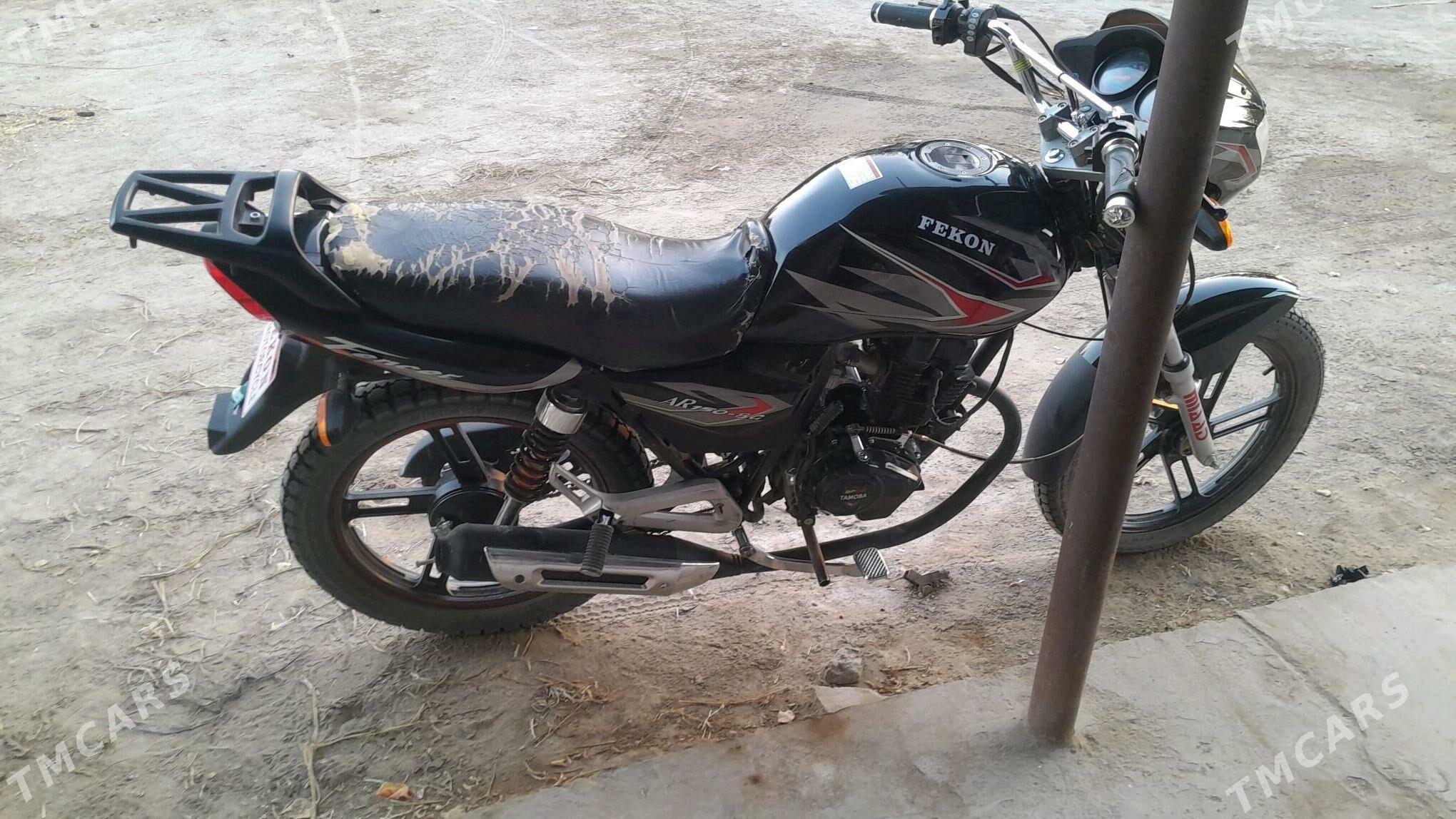 Fekon FK150-8G 2005 - 17 000 TMT - Seýdi - img 3