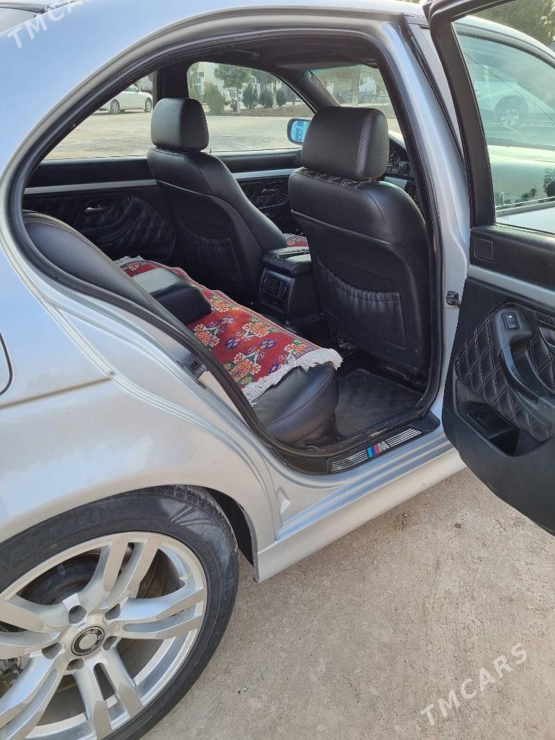 BMW E39 2003 - 120 000 TMT - Туркменабат - img 6