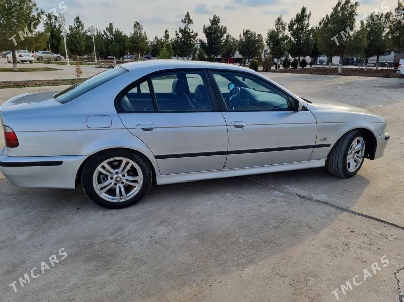 BMW E39 2003 - 120 000 TMT - Туркменабат - img 5