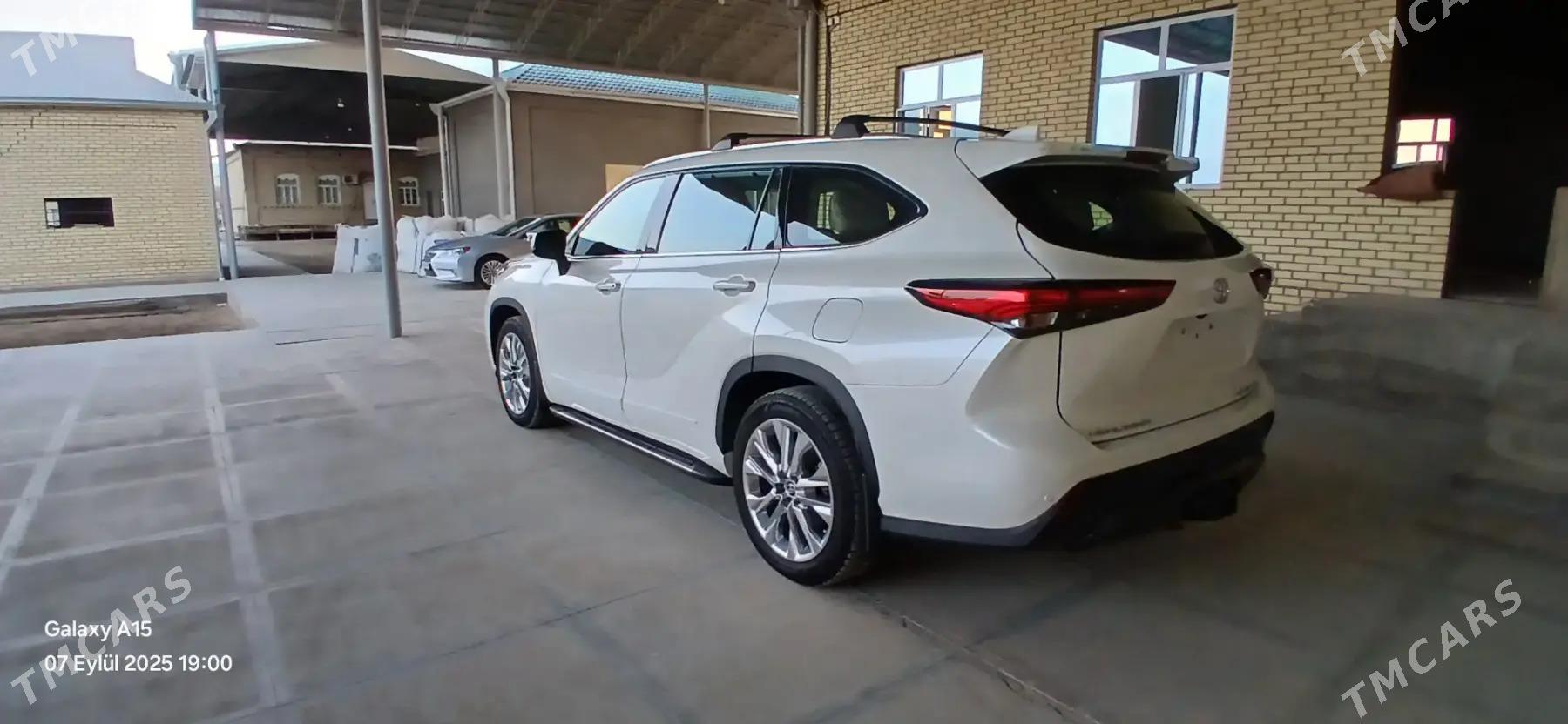 Toyota Highlander 2021 - 610 000 TMT - Aşgabat - img 6