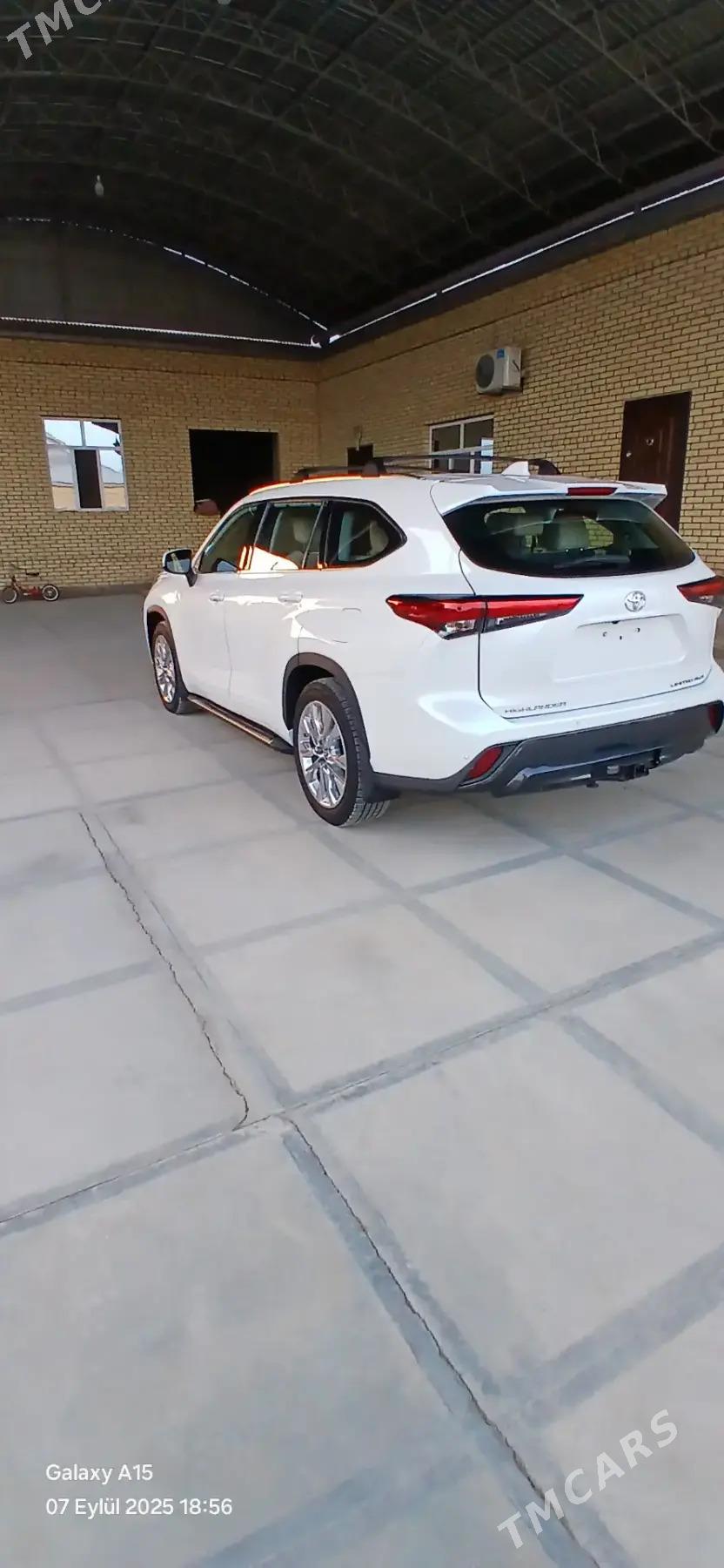 Toyota Highlander 2021 - 610 000 TMT - Aşgabat - img 2