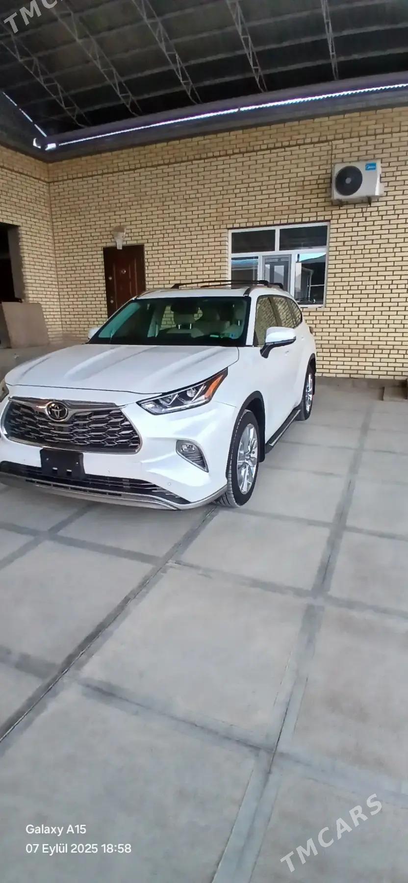 Toyota Highlander 2021 - 610 000 TMT - Aşgabat - img 4