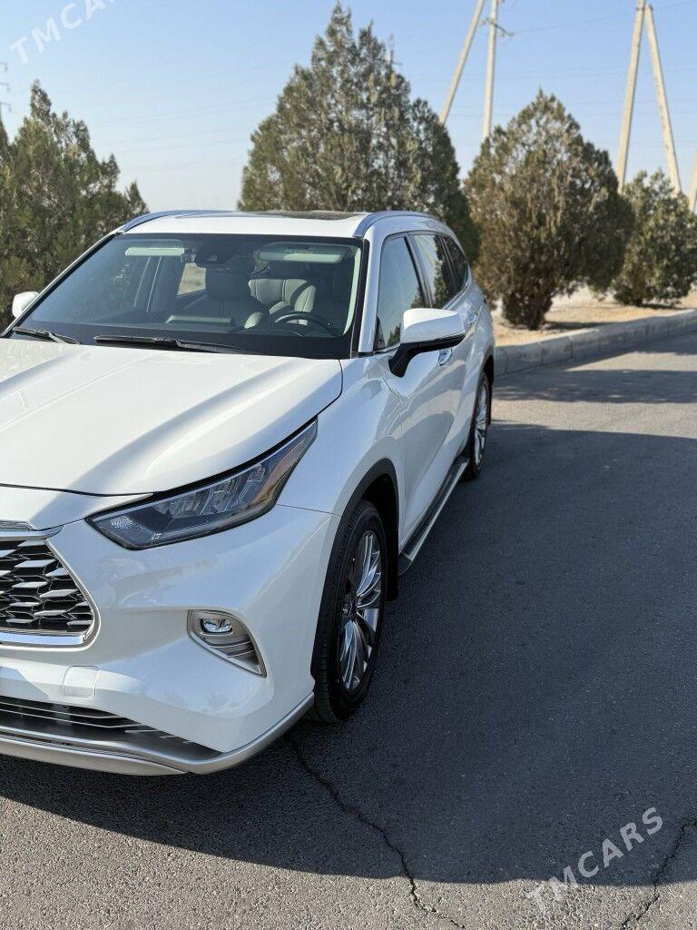 Toyota Highlander 2021 - 485 000 TMT - Мары - img 2