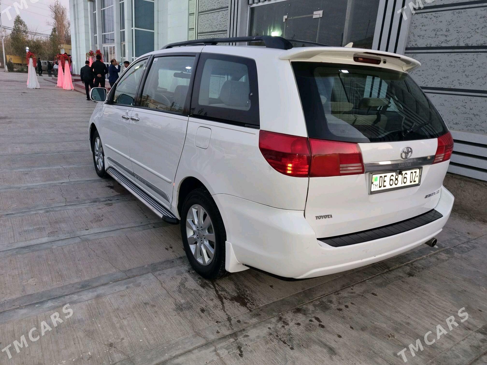 Toyota Sienna 2004 - 240 000 TMT - Gurbansoltan Eje - img 4