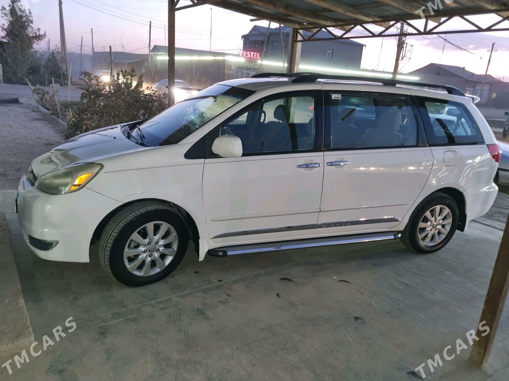 Toyota Sienna 2004 - 240 000 TMT - Gurbansoltan Eje - img 6