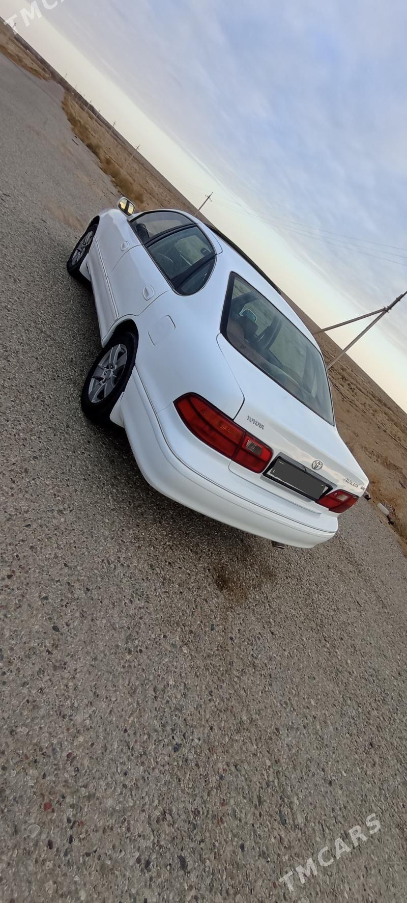 Toyota Avalon 1998 - 130 000 TMT - Газаджак - img 2