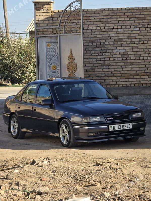 Opel Vectra 1992 - 55 000 TMT - Саят - img 3