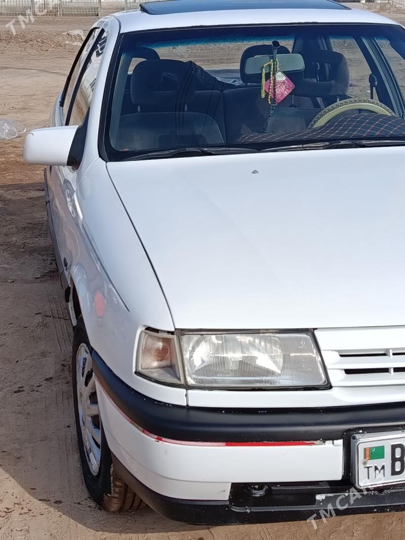 Opel Vectra 1992 - 47 000 TMT - Гурбансолтан Едже - img 5