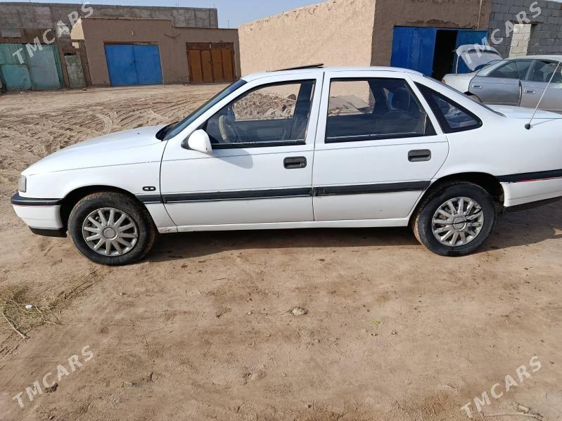 Opel Vectra 1992 - 47 000 TMT - Гурбансолтан Едже - img 3
