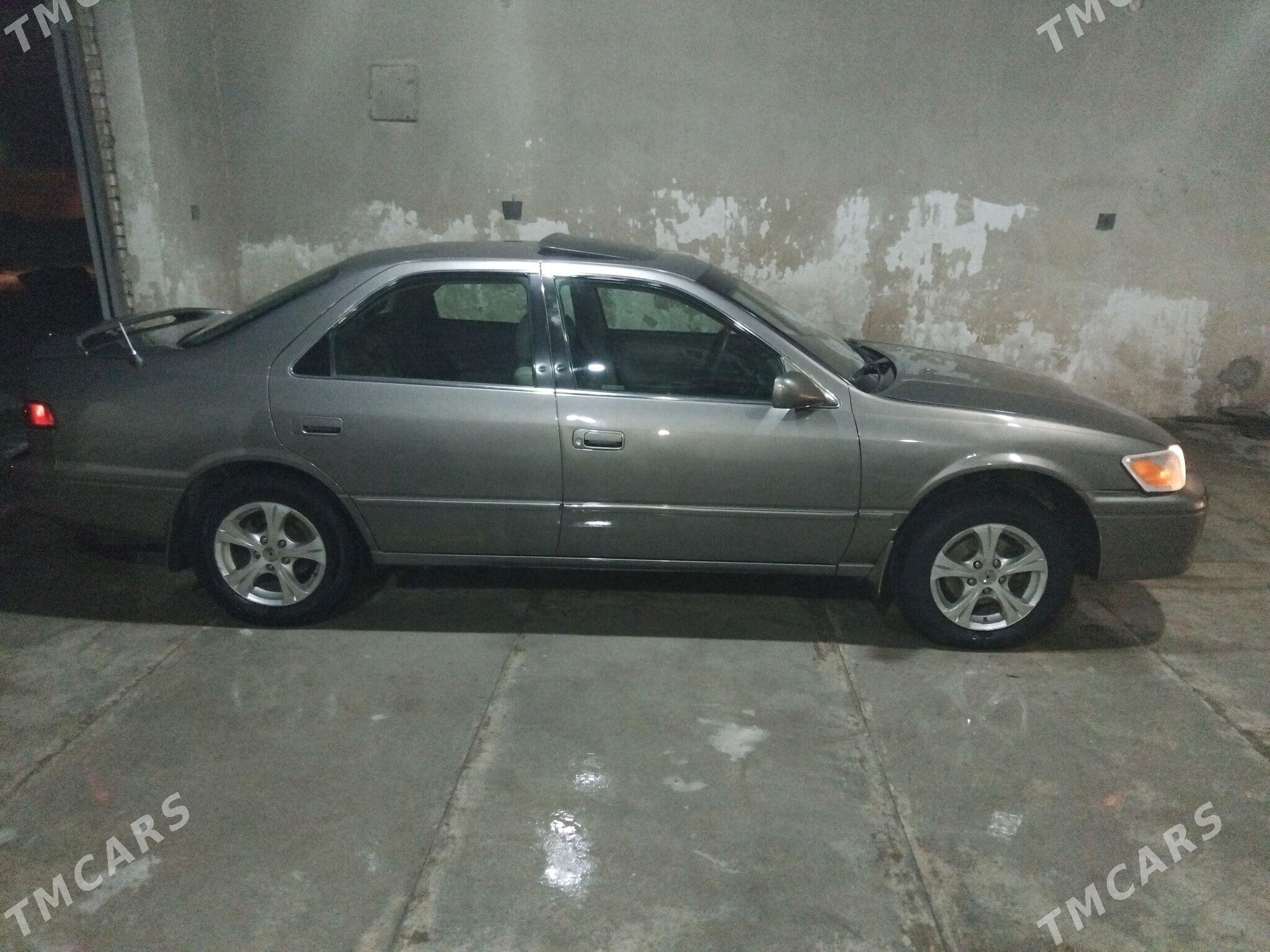 Toyota Camry 1998 - 135 000 TMT - Байрамали - img 2