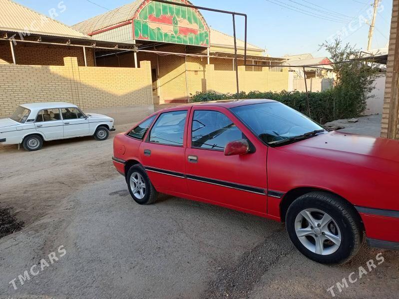 Opel Vectra 1992 - 29 000 TMT - Sakarçäge - img 3