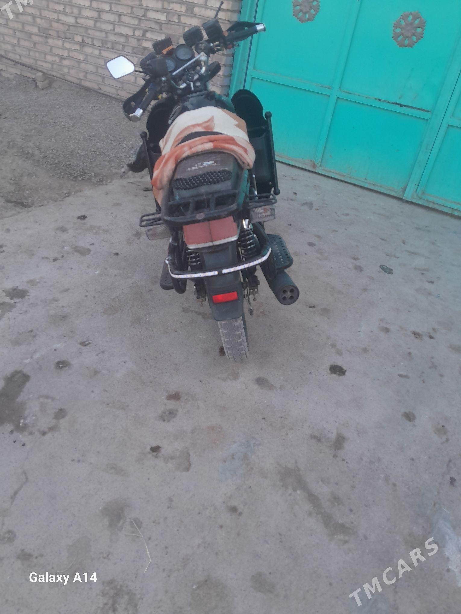 Fekon FK150-8G 2016 - 16 000 TMT - Теджен - img 4