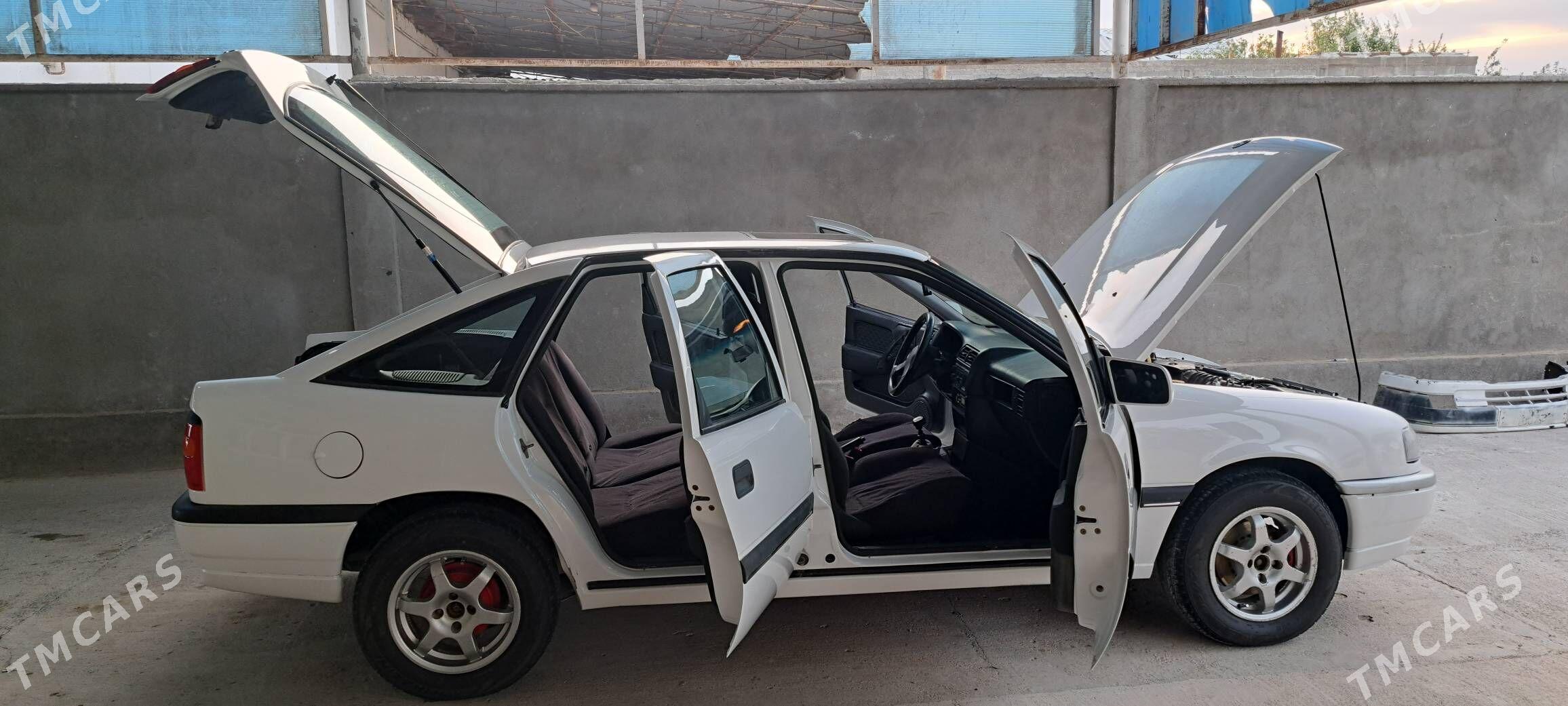 Opel Vectra 1992 - 55 000 TMT - Ak bugdaý etraby - img 2
