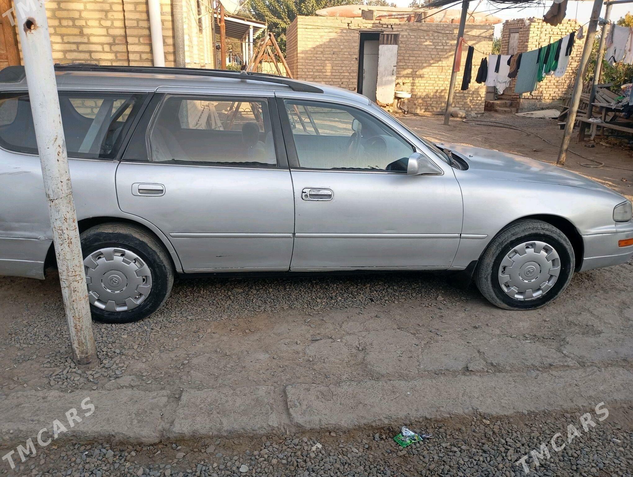 Toyota Camry 1993 - 56 000 TMT - Мары - img 3