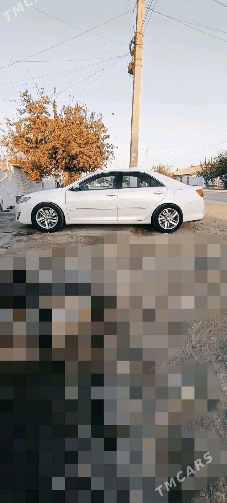 Toyota Camry 2012 - 220 000 TMT - Теджен - img 2