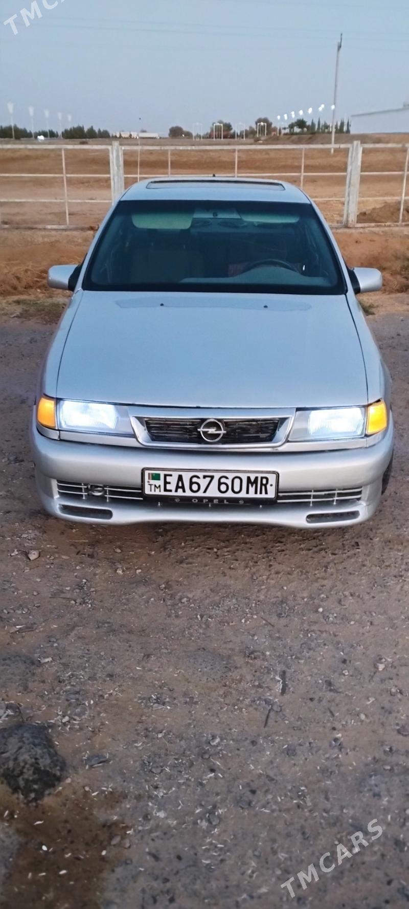 Opel Vectra 1992 - 35 000 TMT - Мары - img 1