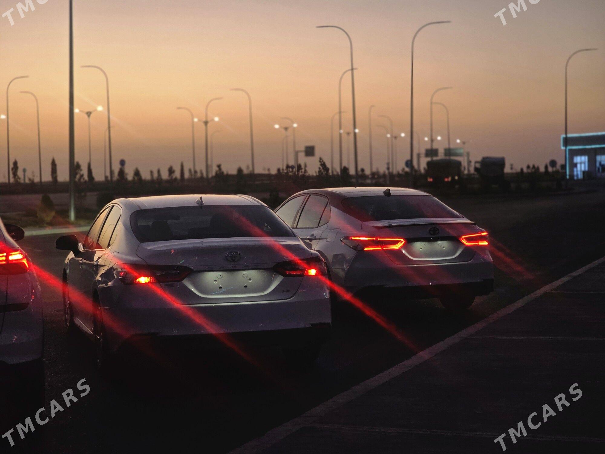 Toyota Camry 2022 - 380 000 TMT - Aşgabat - img 3