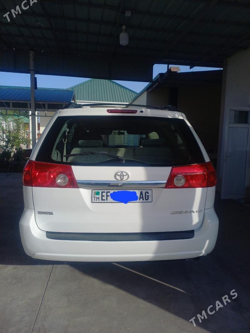 Toyota Sienna 2007 - 225 000 TMT - Багир - img 4