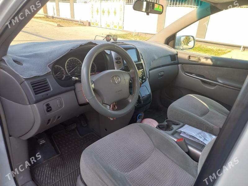 Toyota Sienna 2007 - 225 000 TMT - Багир - img 3