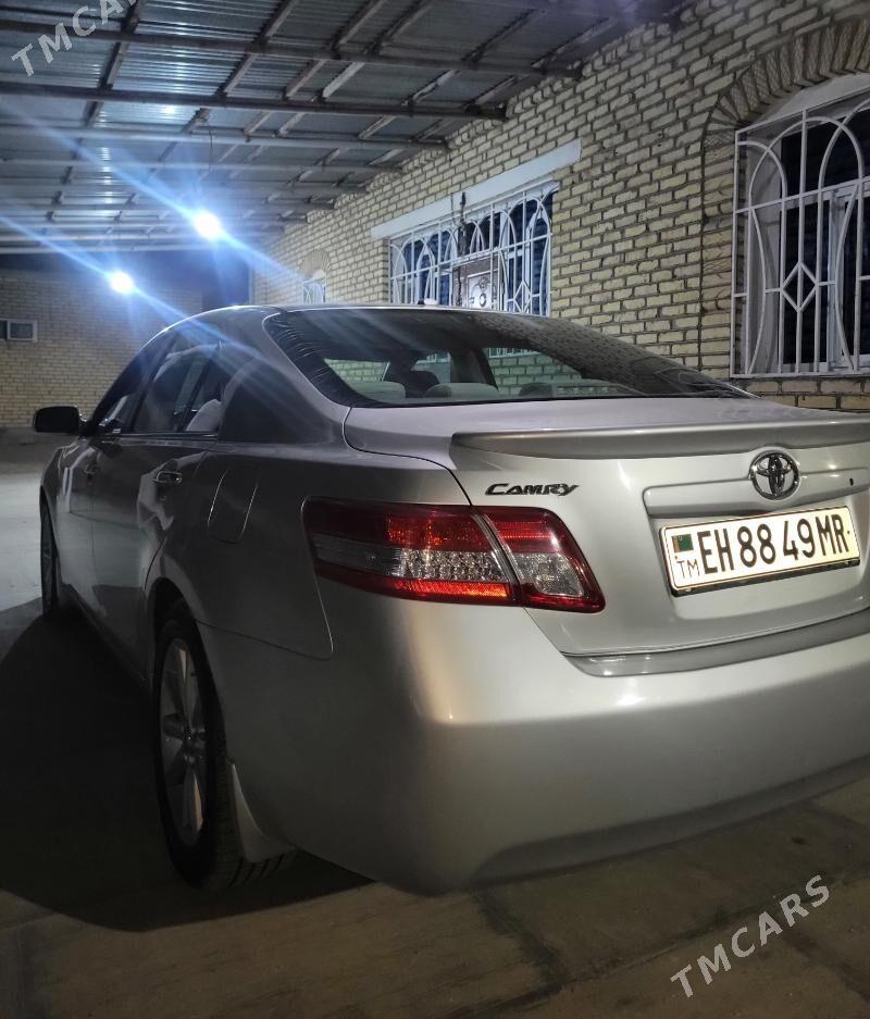 Toyota Camry 2010 - 230 000 TMT - Mary - img 4