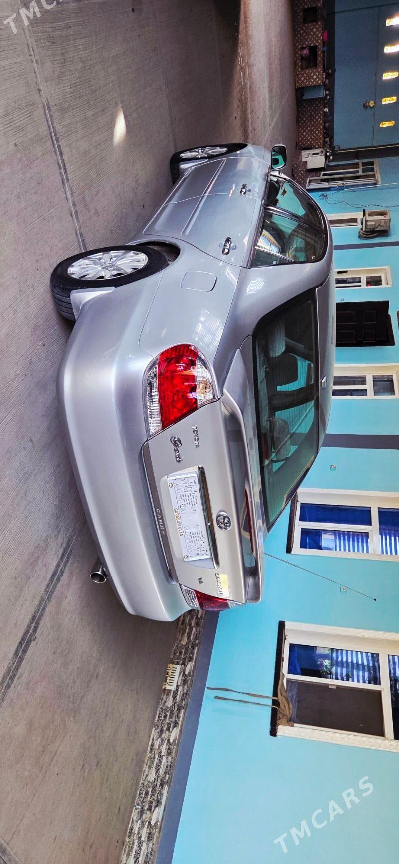 Toyota Camry 2002 - 180 000 TMT - Halaç - img 2