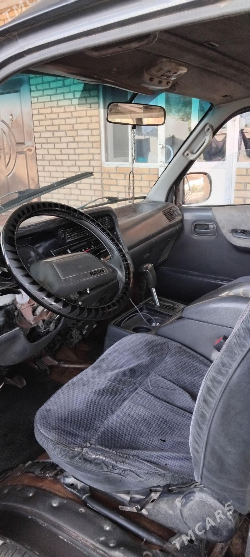 Toyota Hiace 1990 - 40 000 TMT - Векильбазар - img 6