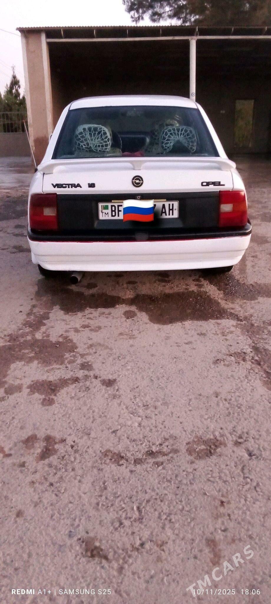 Opel Vectra 1992 - 32 000 TMT - Tejen - img 4