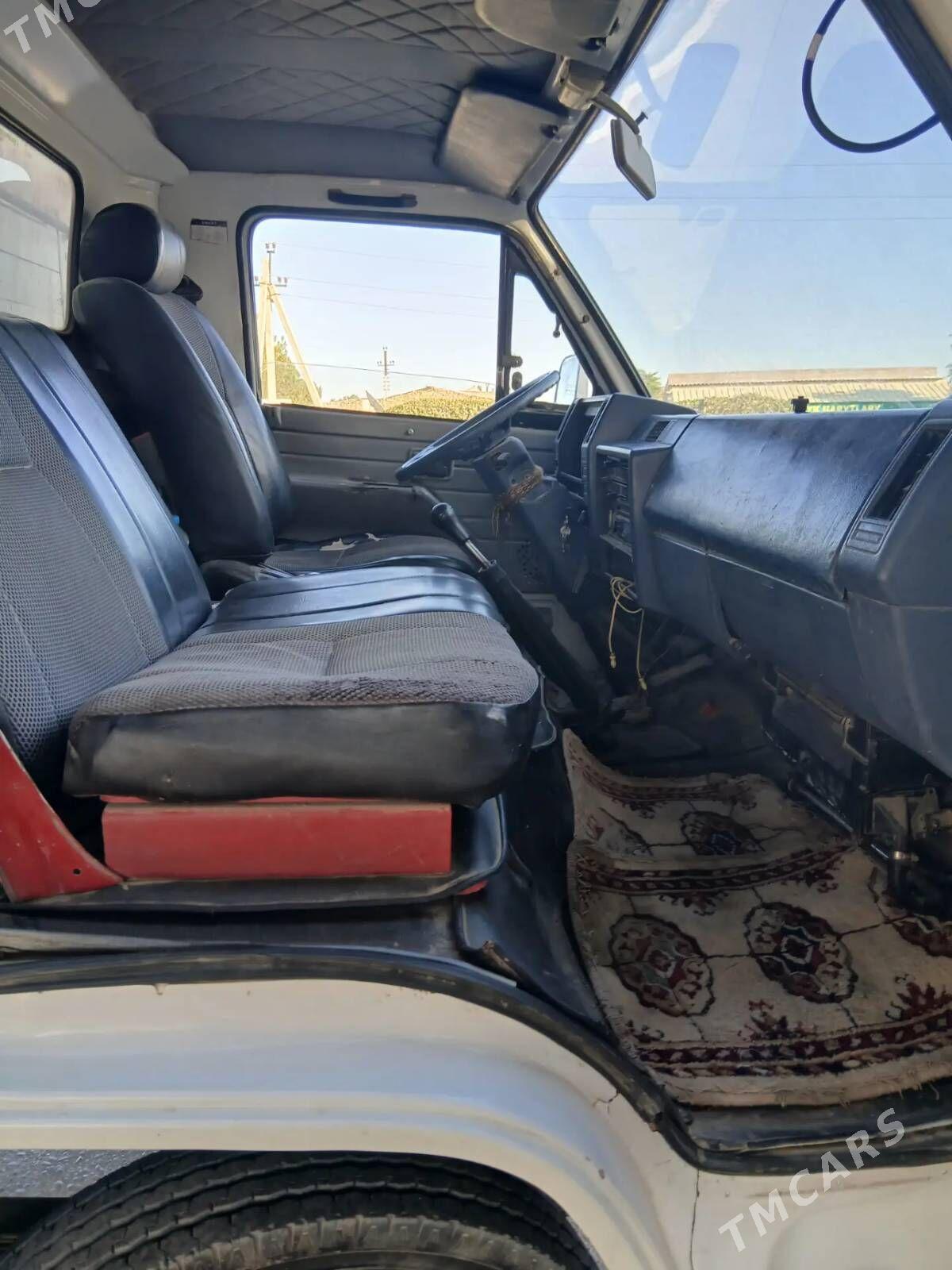 Mitsubishi Canter 1999 - 120 000 TMT - Саят - img 5