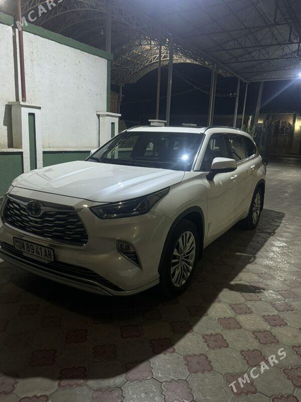 Toyota Highlander 2022 - 925 000 TMT - Bäherden - img 2