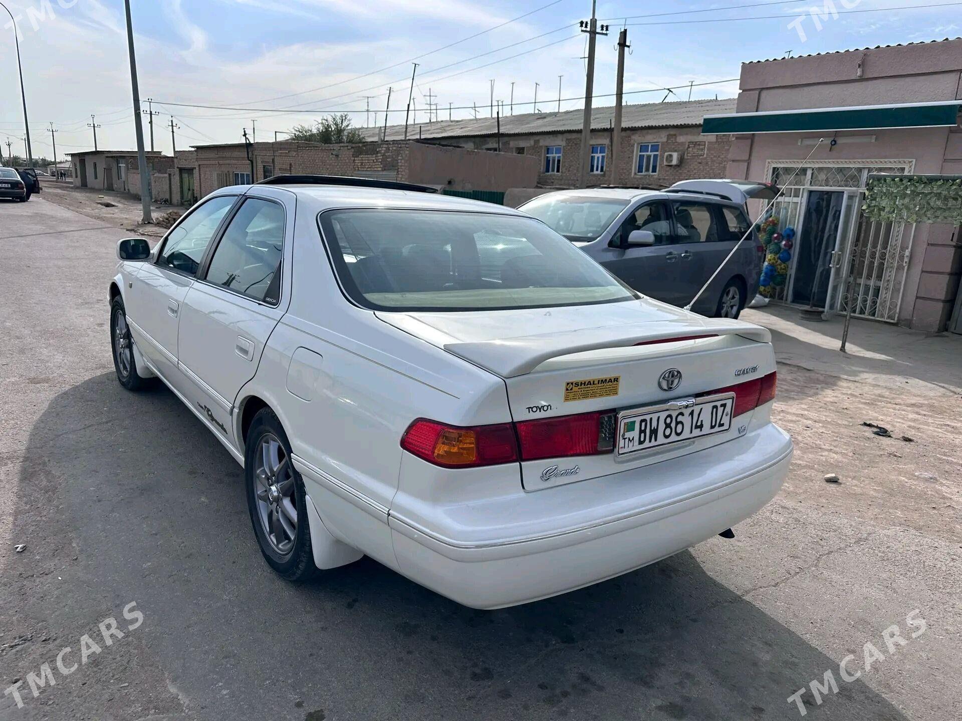Toyota Camry 2000 - 180 000 TMT - Болдумсаз - img 3