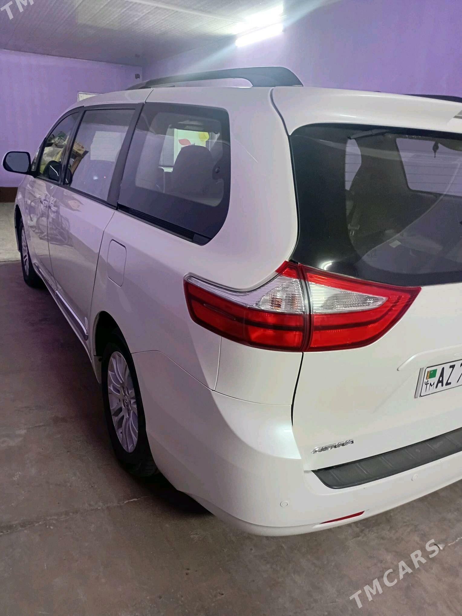 Toyota Sienna 2017 - 430 000 TMT - Шабатский этрап - img 6
