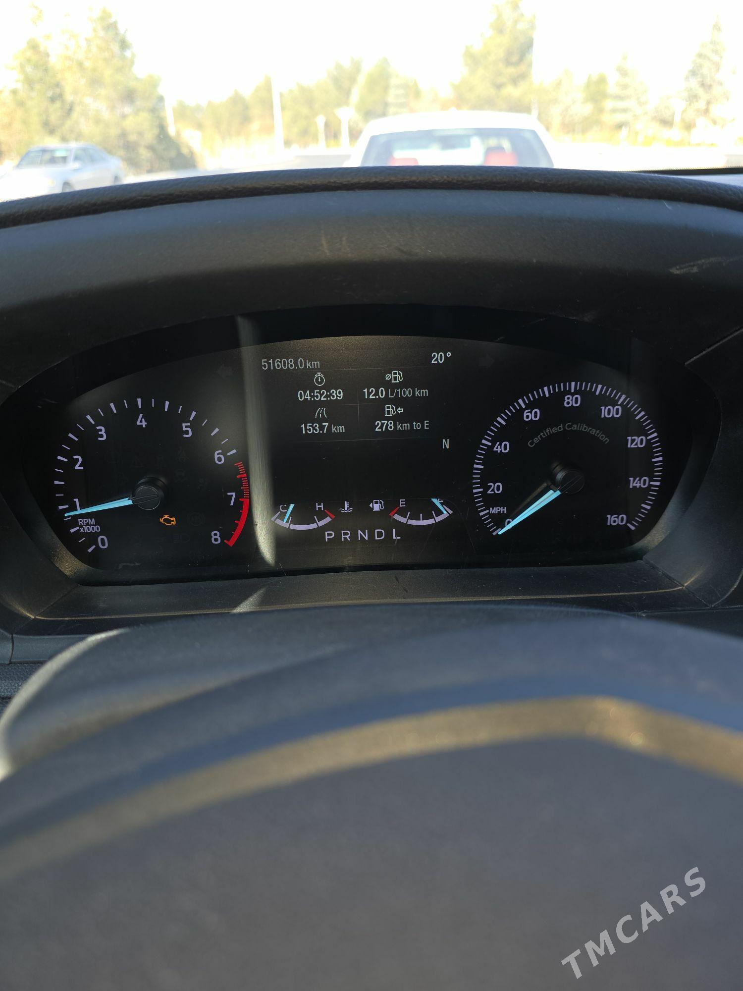 Ford Explorer 2022 - 290 000 TMT - Podwoýski köç. (Bitarap Türkmenistan şaýoly) - img 4