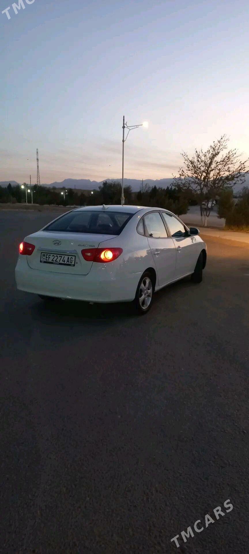 Hyundai Elantra 2010 - 142 000 TMT - Ашхабад - img 4