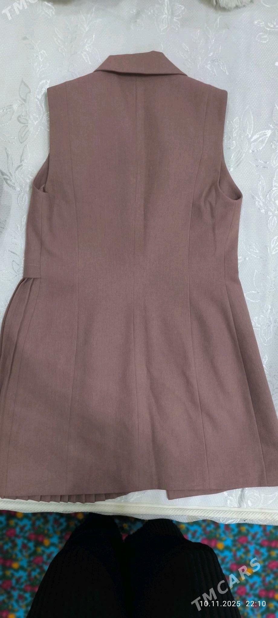 Безрукавка, классическая - Türkmenabat - img 2