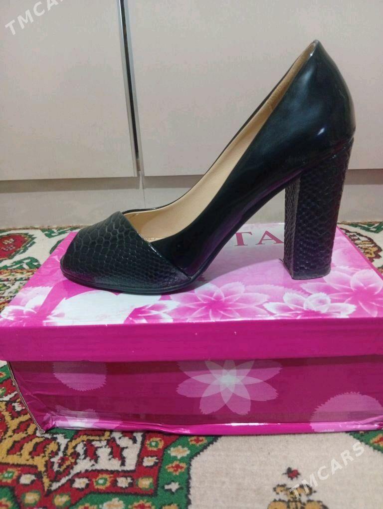 zenan eśikleri - Mary - img 2