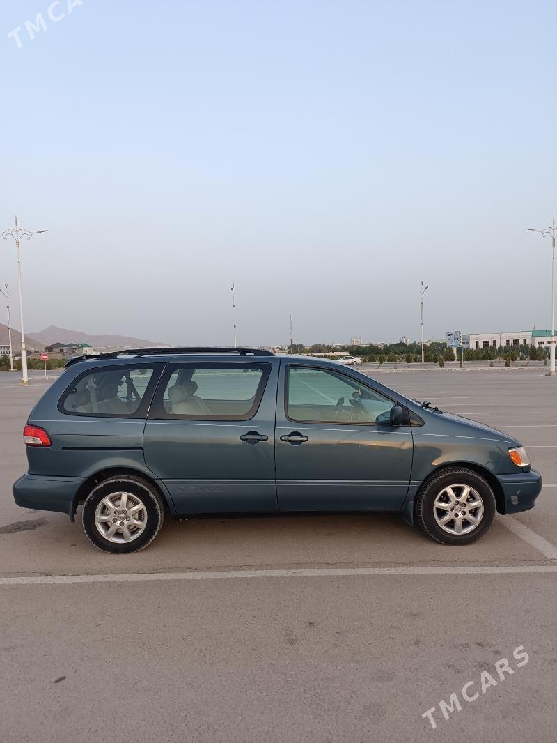 Toyota Sienna 2000 - 180 000 TMT - Balkanabat - img 3
