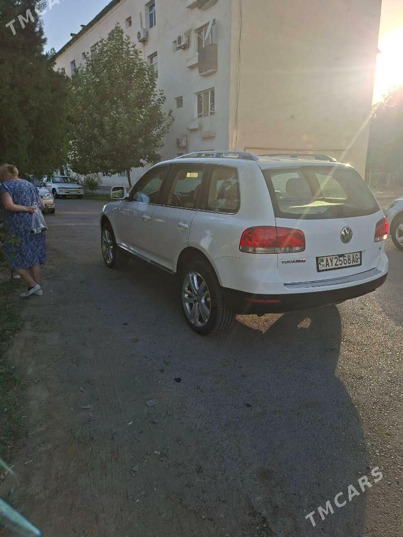 Volkswagen Touareg 2006 - 175 000 TMT - Ашхабад - img 4