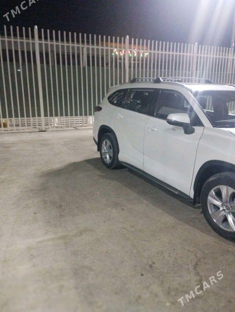 Toyota Highlander 2022 - 440 000 TMT - Дашогуз - img 2