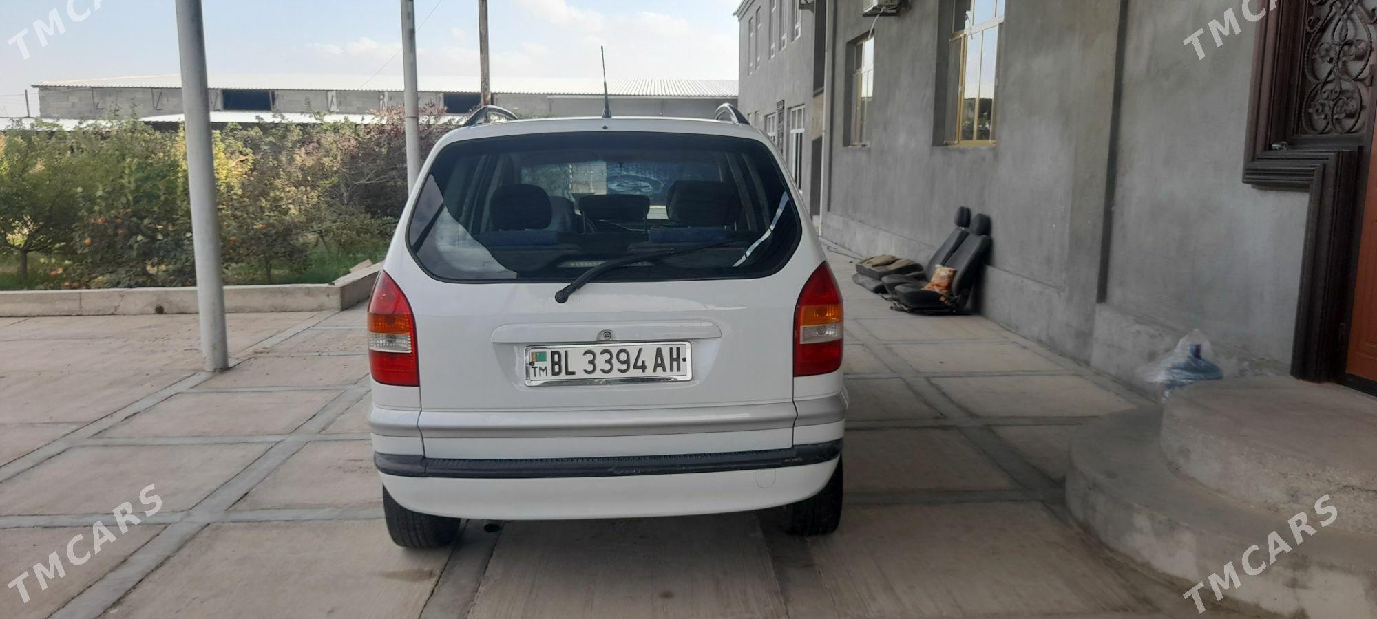 Opel Zafira 2003 - 90 000 TMT - Бахарден - img 3